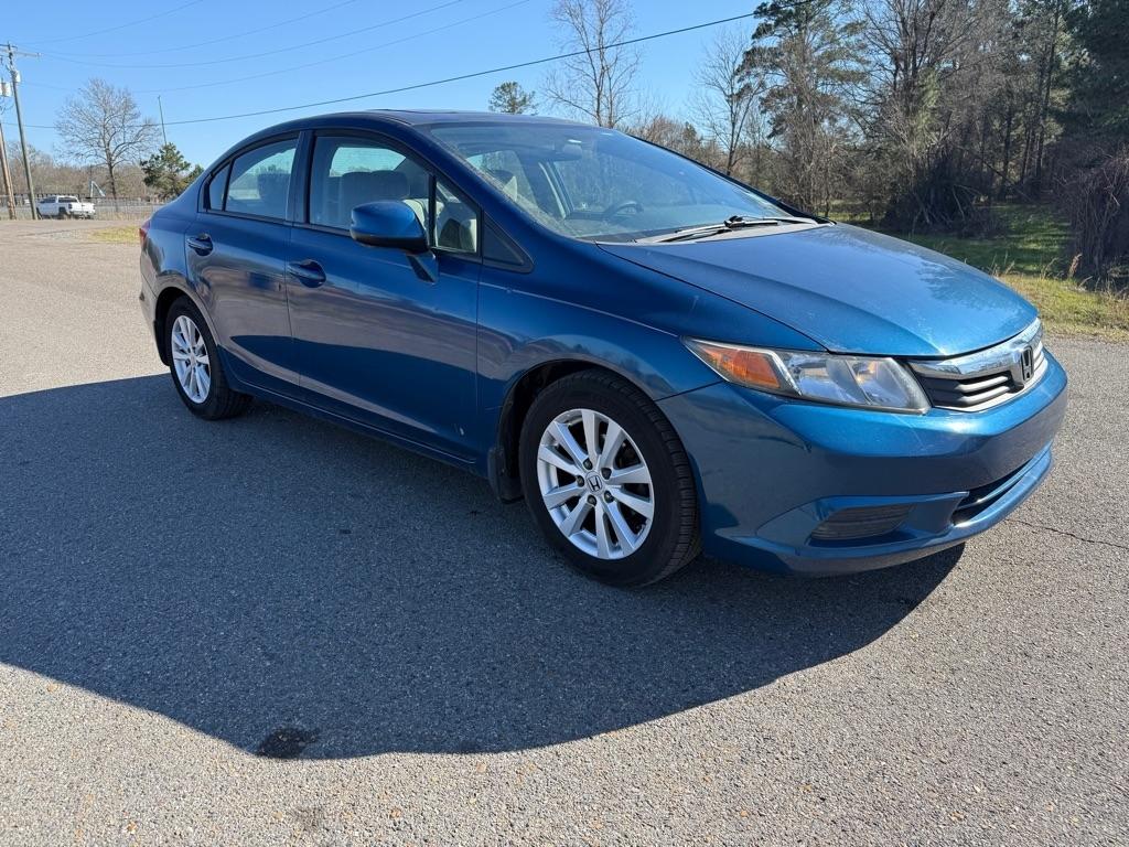 Honda Civic EX Sedan 5-Speed AT 2012