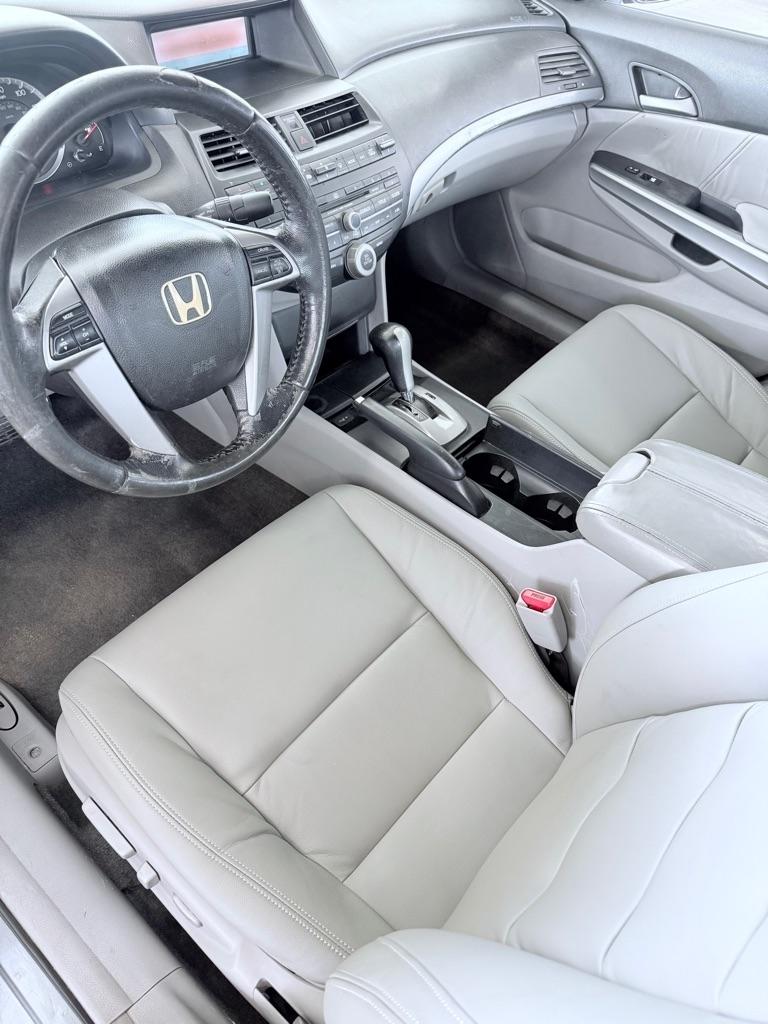 Honda Accord EX-L V-6 Sedan AT 2009