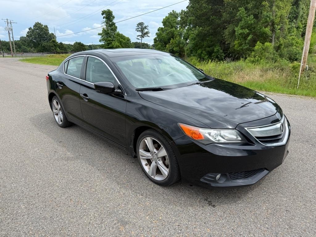 Acura ILX 5-Spd AT w/ Technology Package 2015
