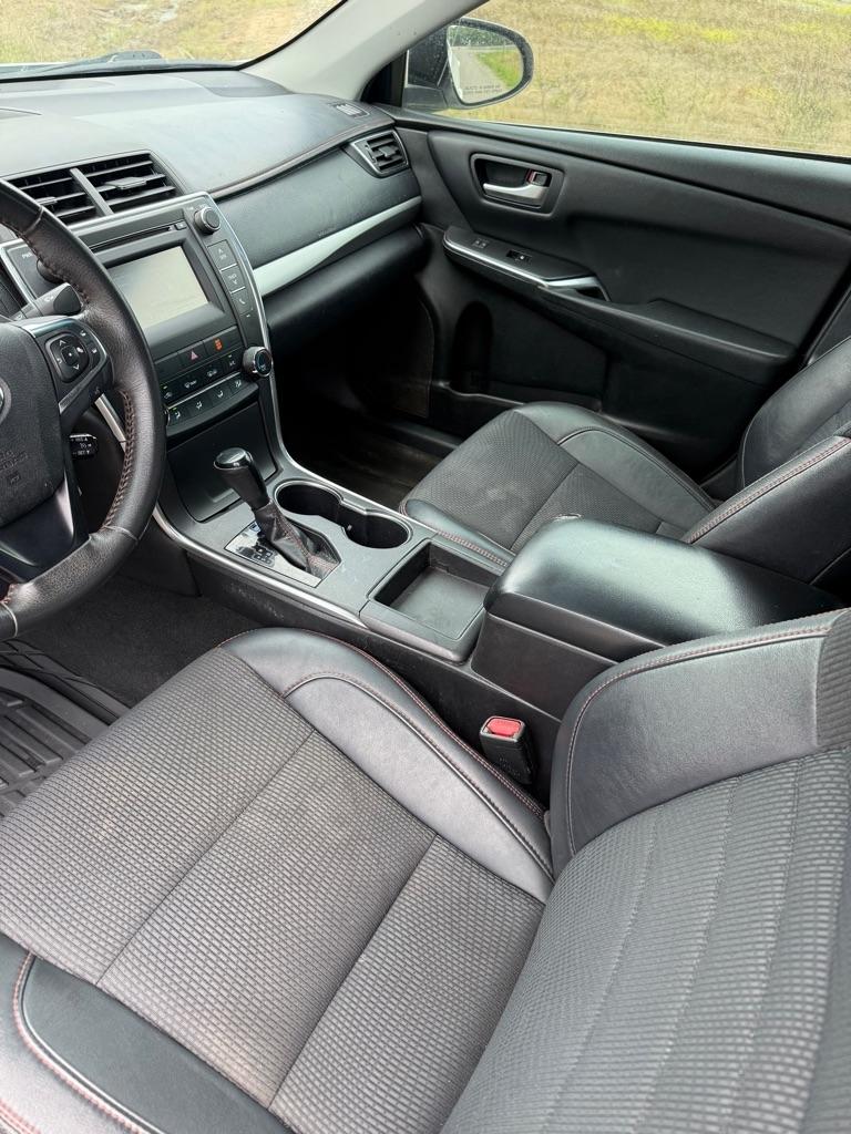 Toyota Camry LE 2017