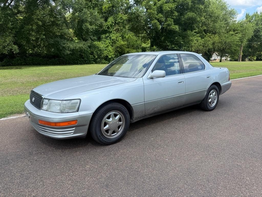 Lexus LS 400 Base 1991