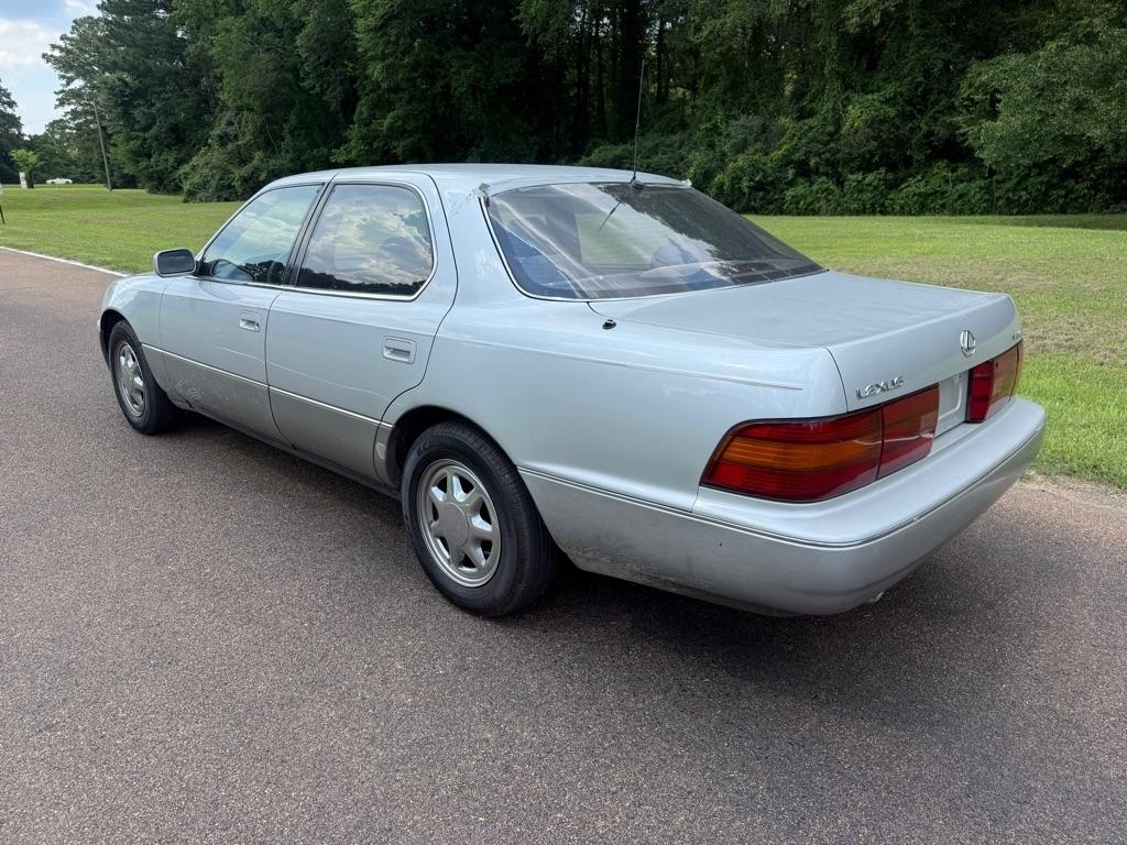 Lexus LS 400 Base 1991