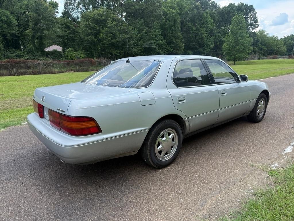 Lexus LS 400 Base 1991