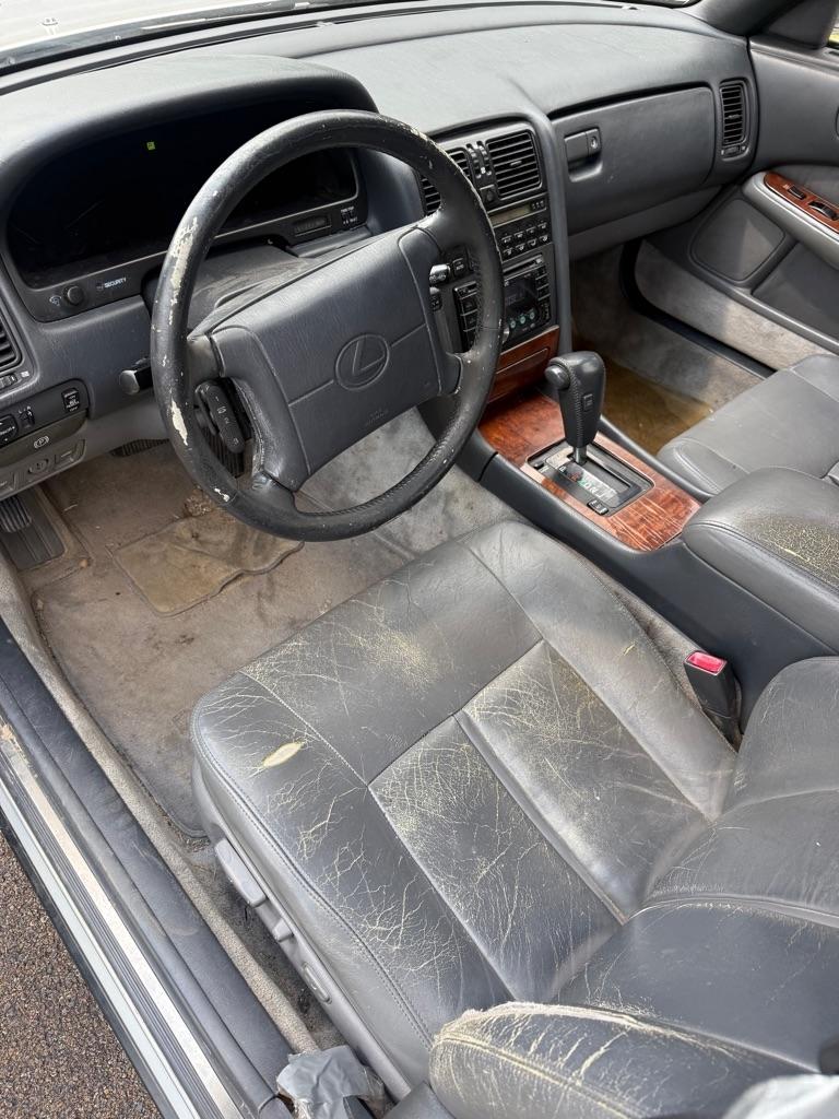 Lexus LS 400 Base 1991