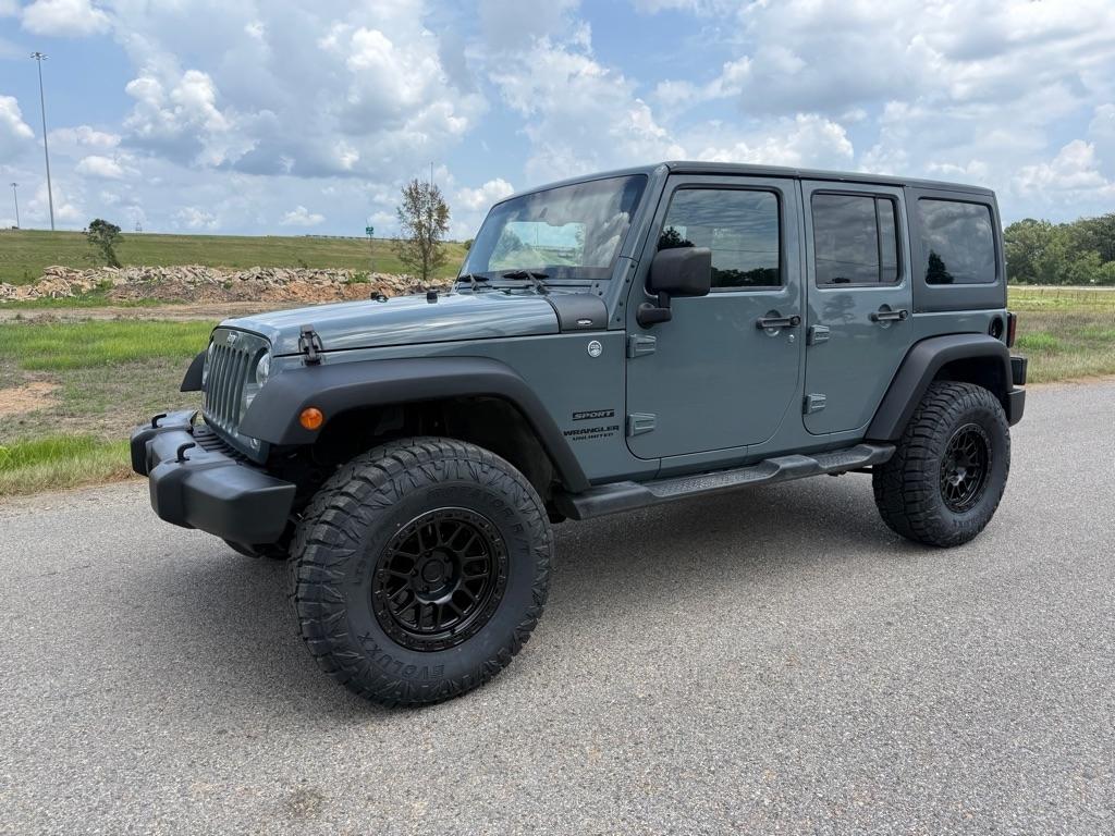 Jeep Wrangler Unlimited Sport 4WD 2014