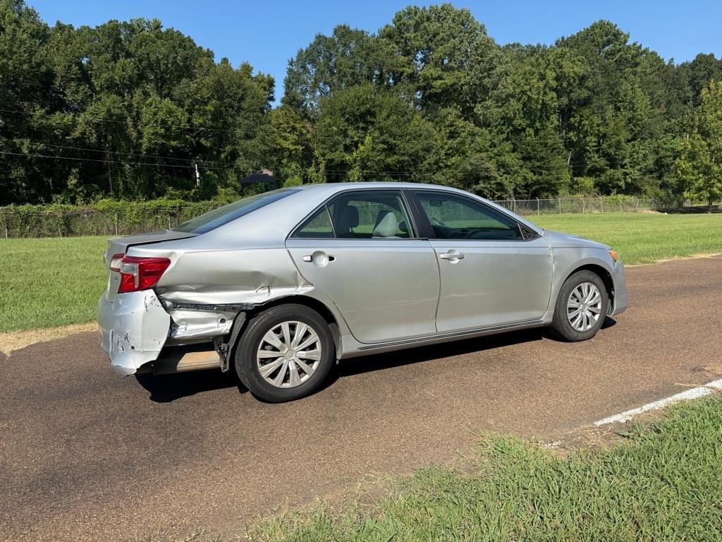 Toyota Camry SE 2012