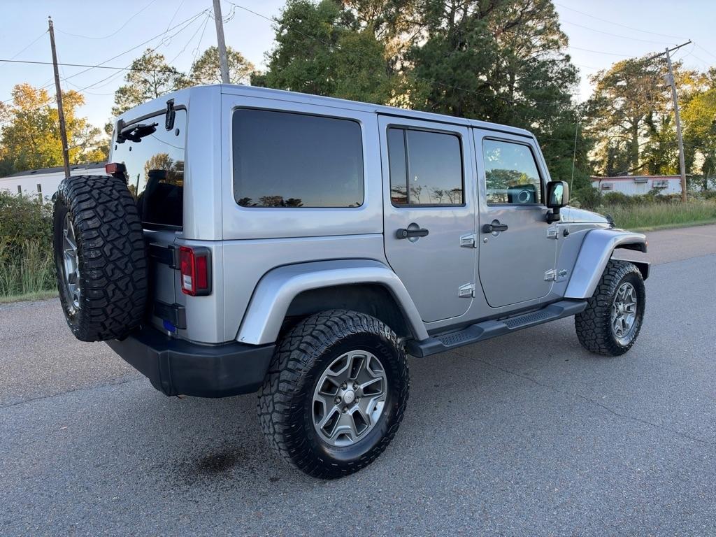 Jeep Wrangler Unlimited Sahara 4WD 2014