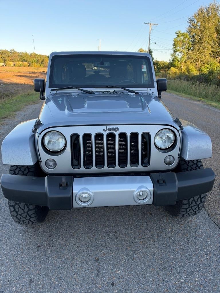 Jeep Wrangler Unlimited Sahara 4WD 2014