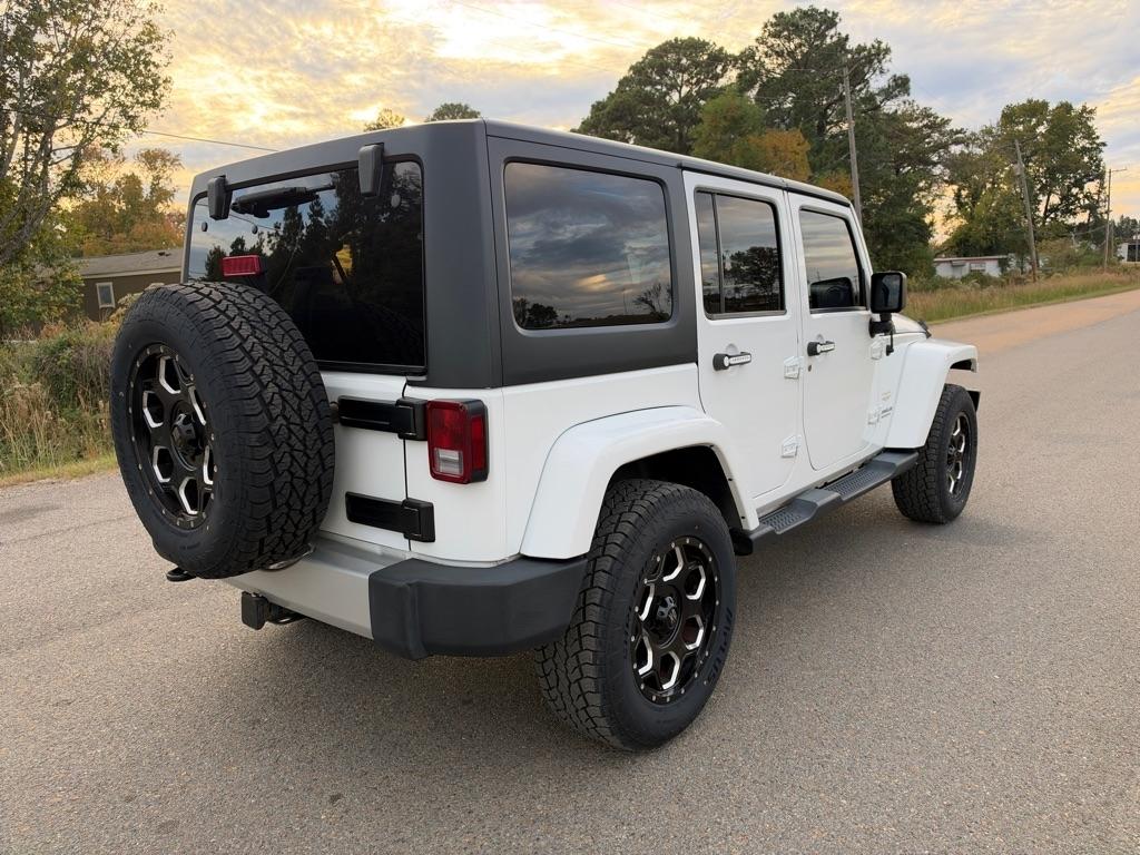 Jeep Wrangler Unlimited Sahara 4WD 2013