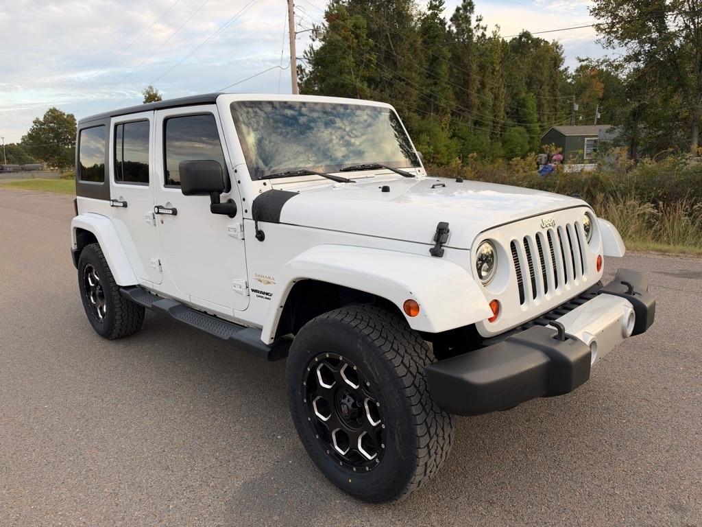 Jeep Wrangler Unlimited Sahara 4WD 2013