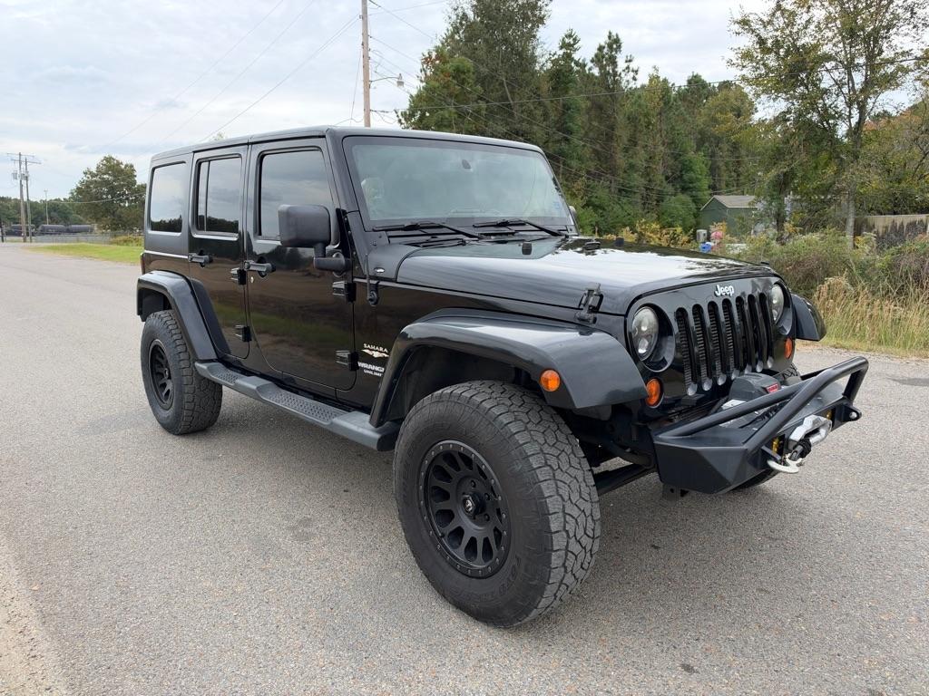 Jeep Wrangler Unlimited Sahara 4WD 2013
