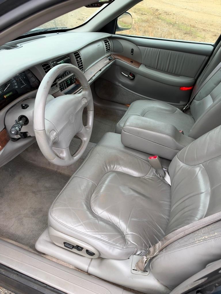 Buick Park Avenue Base 2001