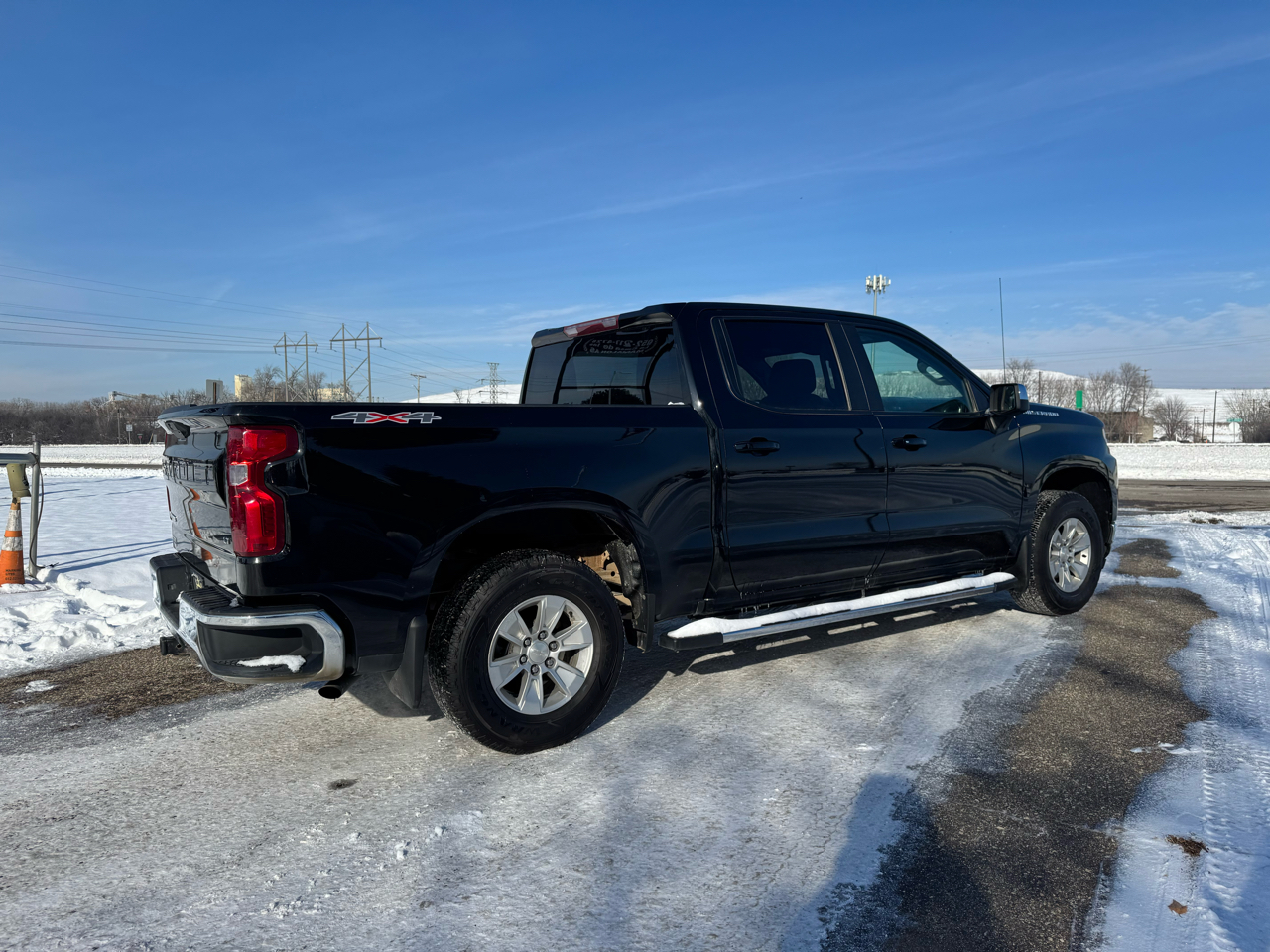 Chevrolet Silverado 1500 LT Crew Cab 4WD 2021