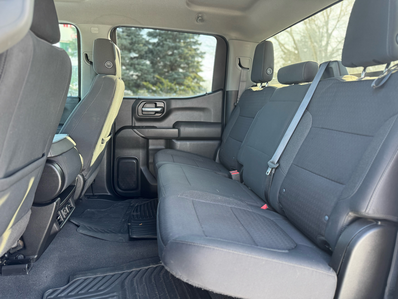 Chevrolet Silverado 1500 LT Crew Cab 4WD 2021