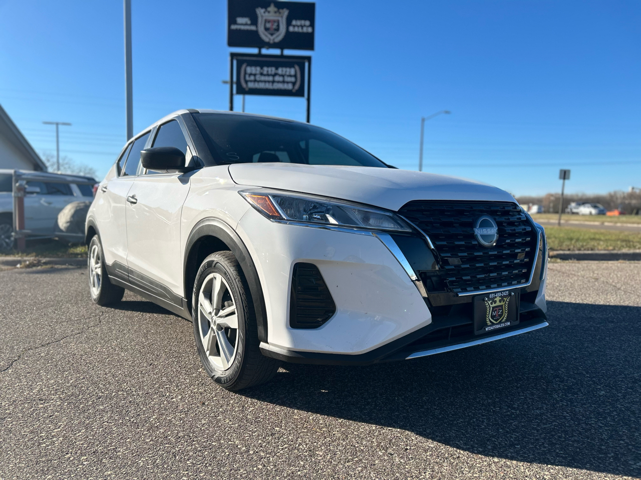 2023 Nissan Kicks S