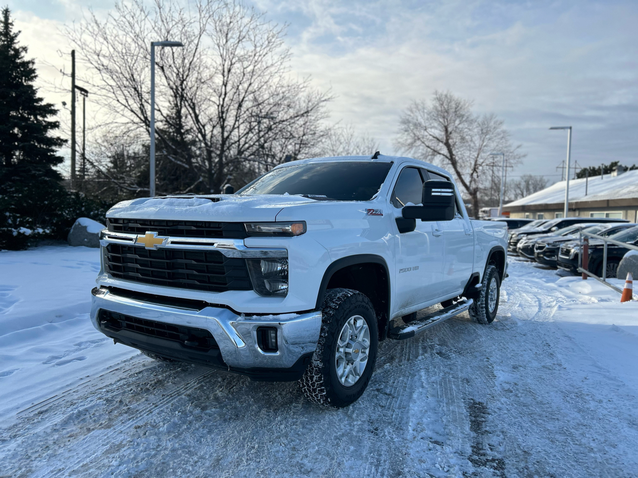Chevrolet Silverado 2500HD LT Crew Cab Long Box 4WD 2024