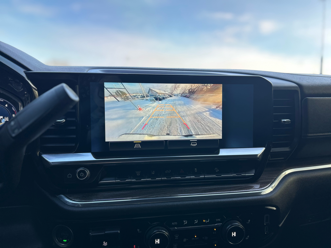 Chevrolet Silverado 2500HD LT Crew Cab Long Box 4WD 2024