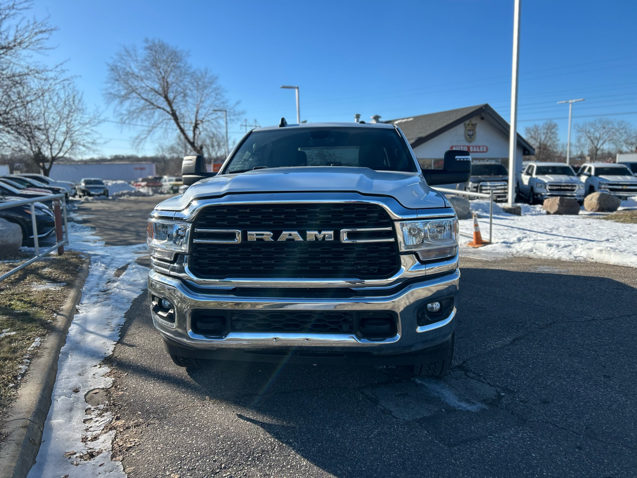 RAM 2500 Tradesman Crew Cab SWB 4WD 2024