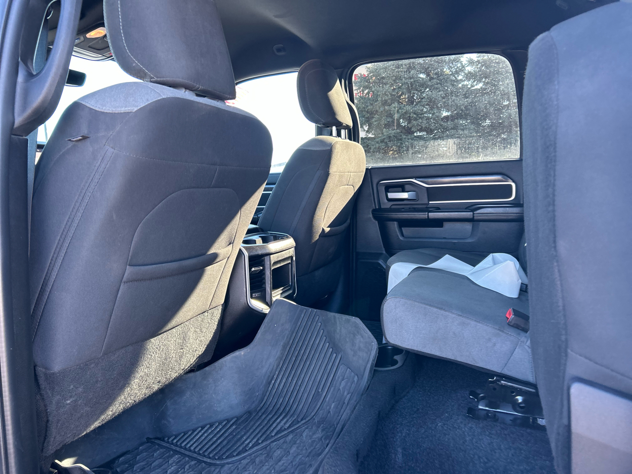 RAM 2500 Tradesman Crew Cab SWB 4WD 2024