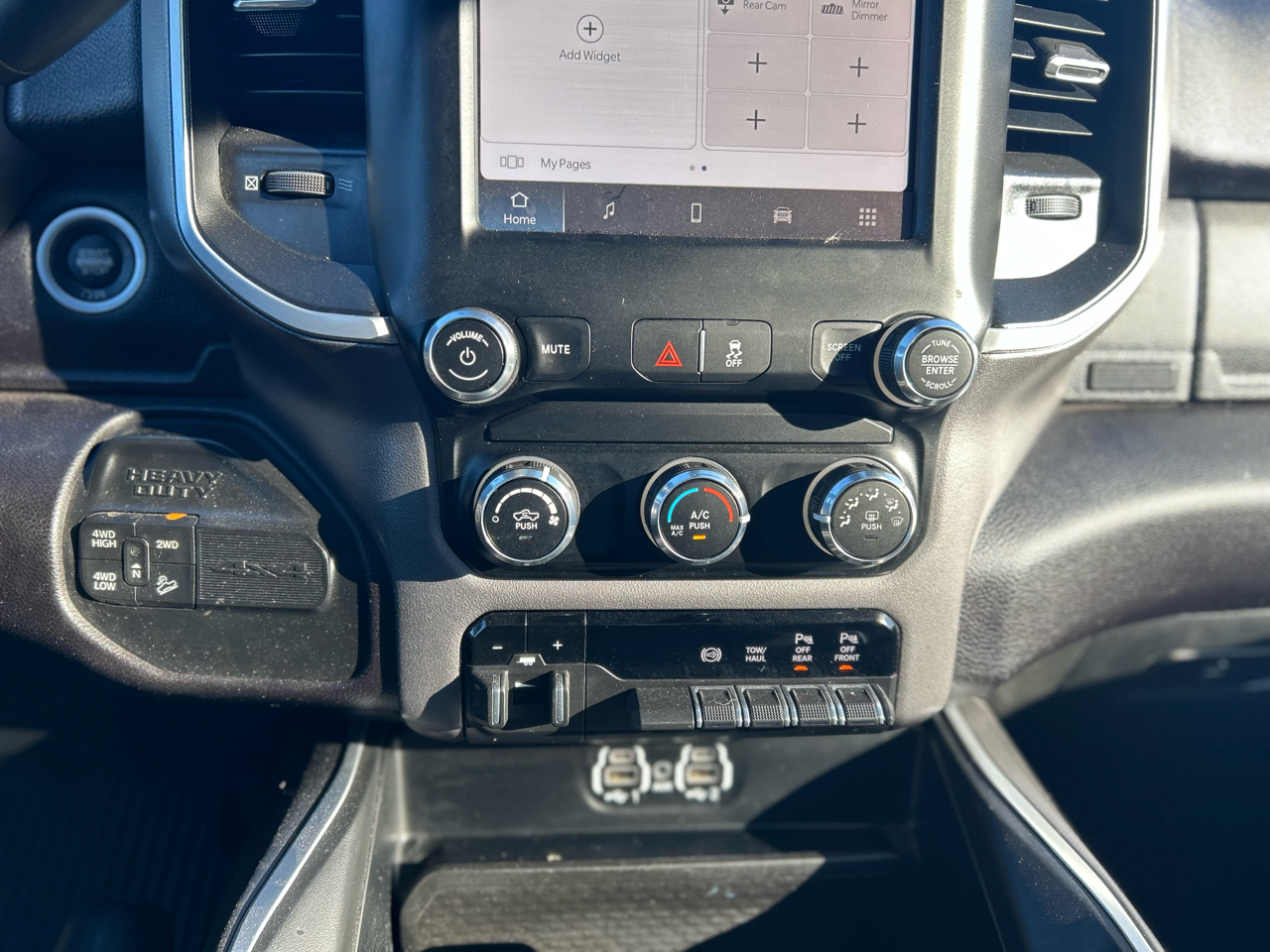 RAM 2500 Tradesman Crew Cab SWB 4WD 2024