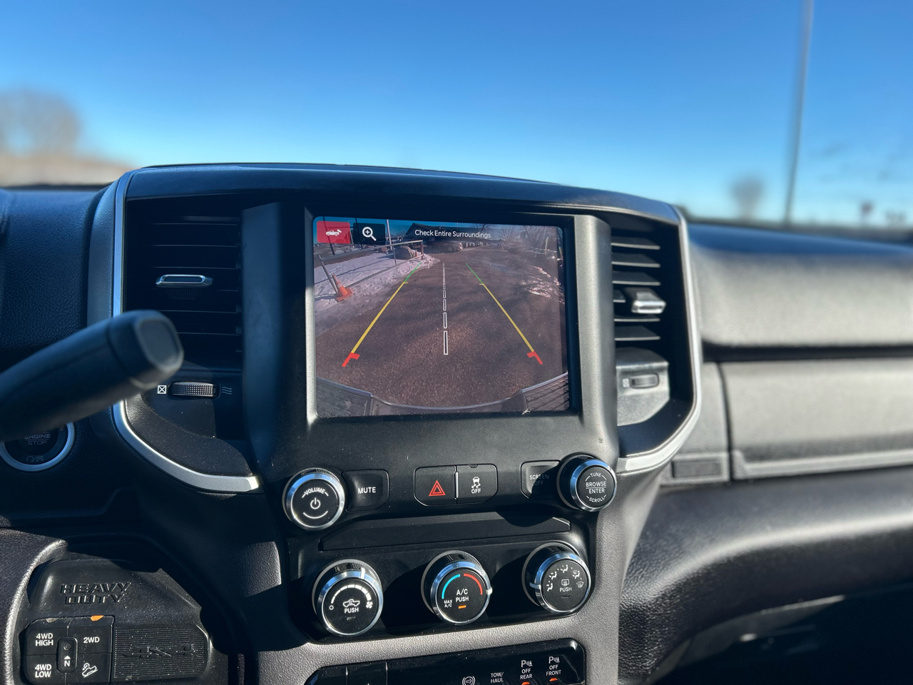 RAM 2500 Tradesman Crew Cab SWB 4WD 2024