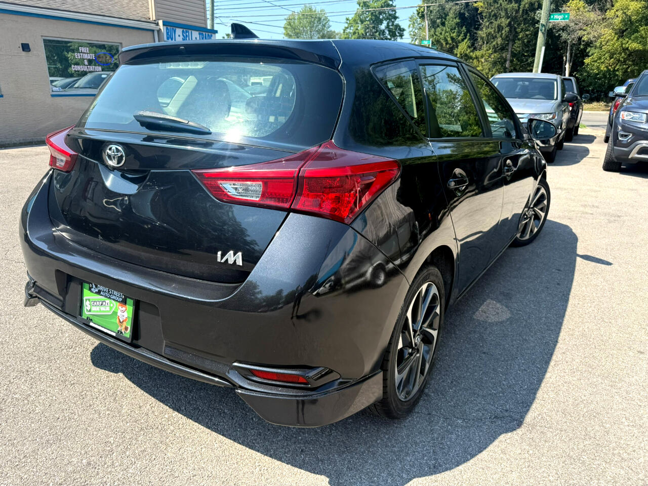 Toyota Corolla iM 4D Hatchback 2017