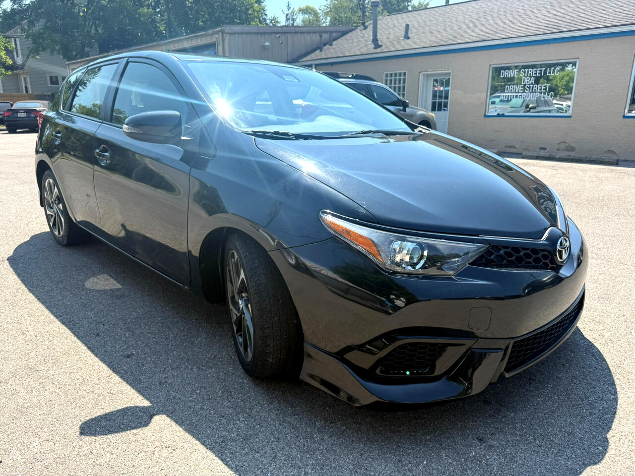 Toyota Corolla iM 4D Hatchback 2017