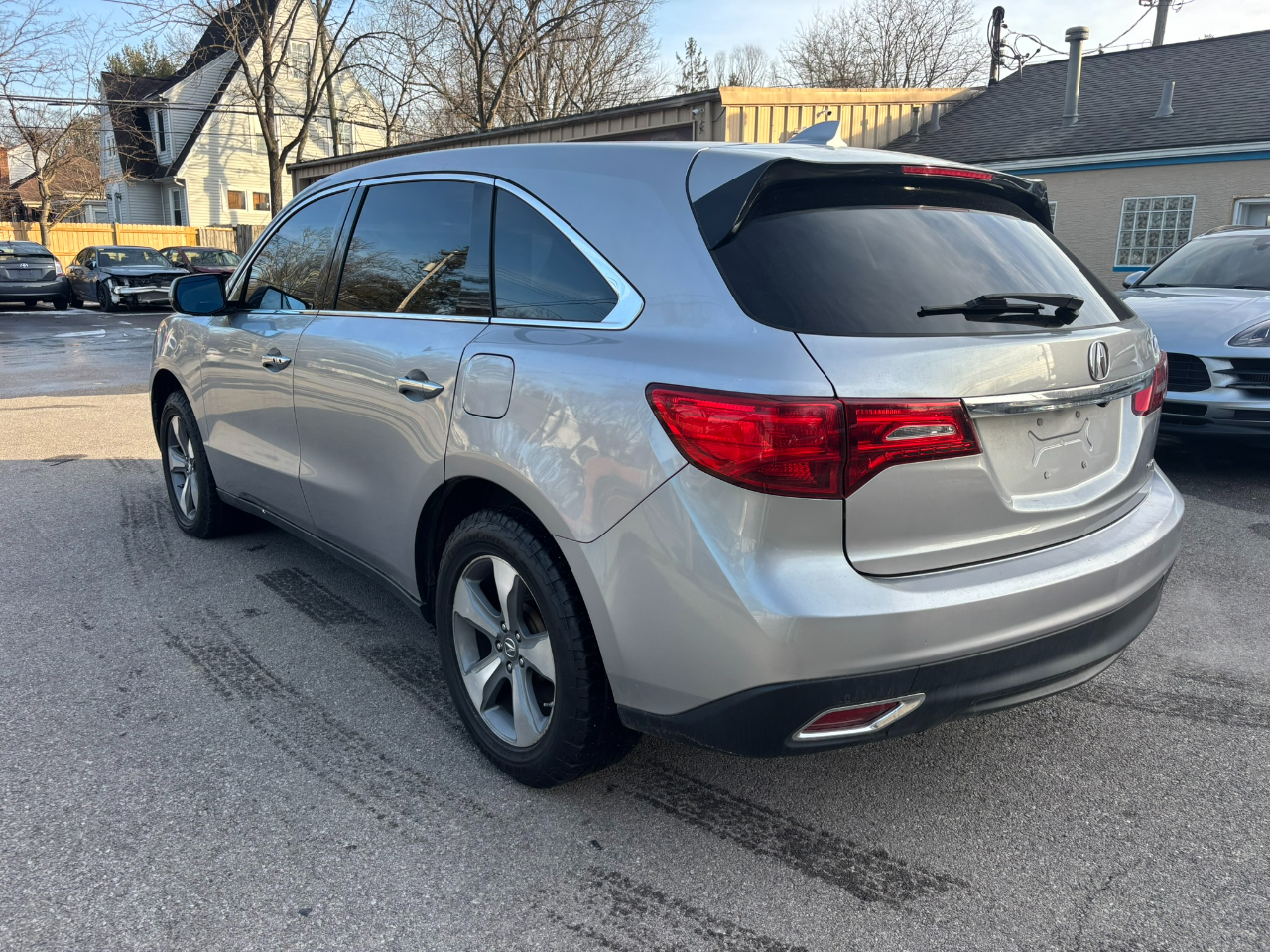 Acura MDX SH-AWD 9-Spd AT 2016
