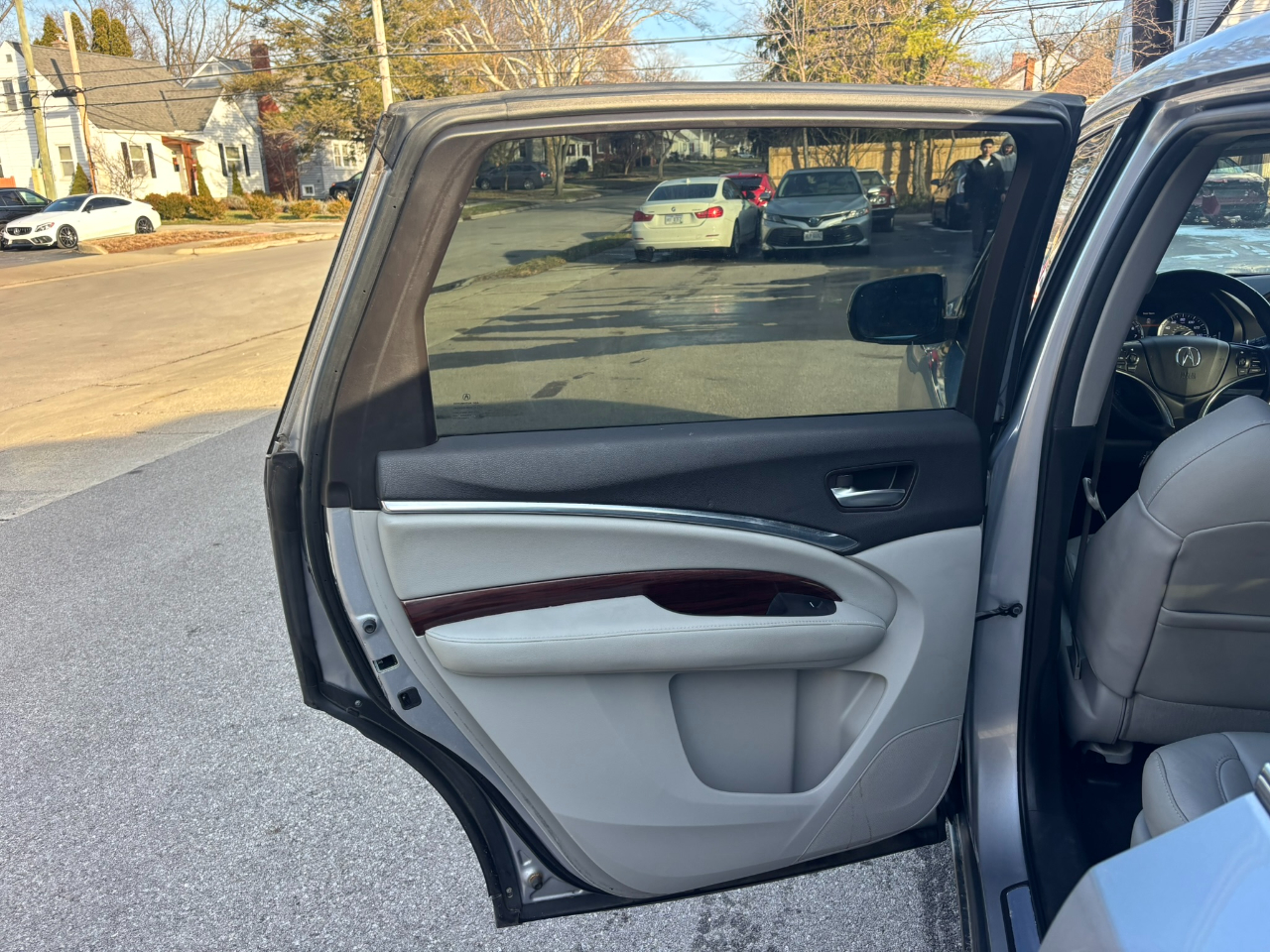 Acura MDX SH-AWD 9-Spd AT 2016