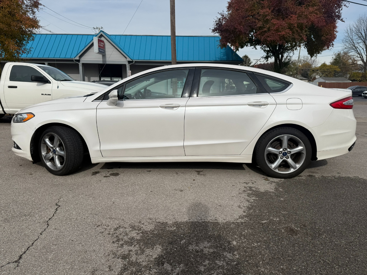 Ford Fusion SE 2016