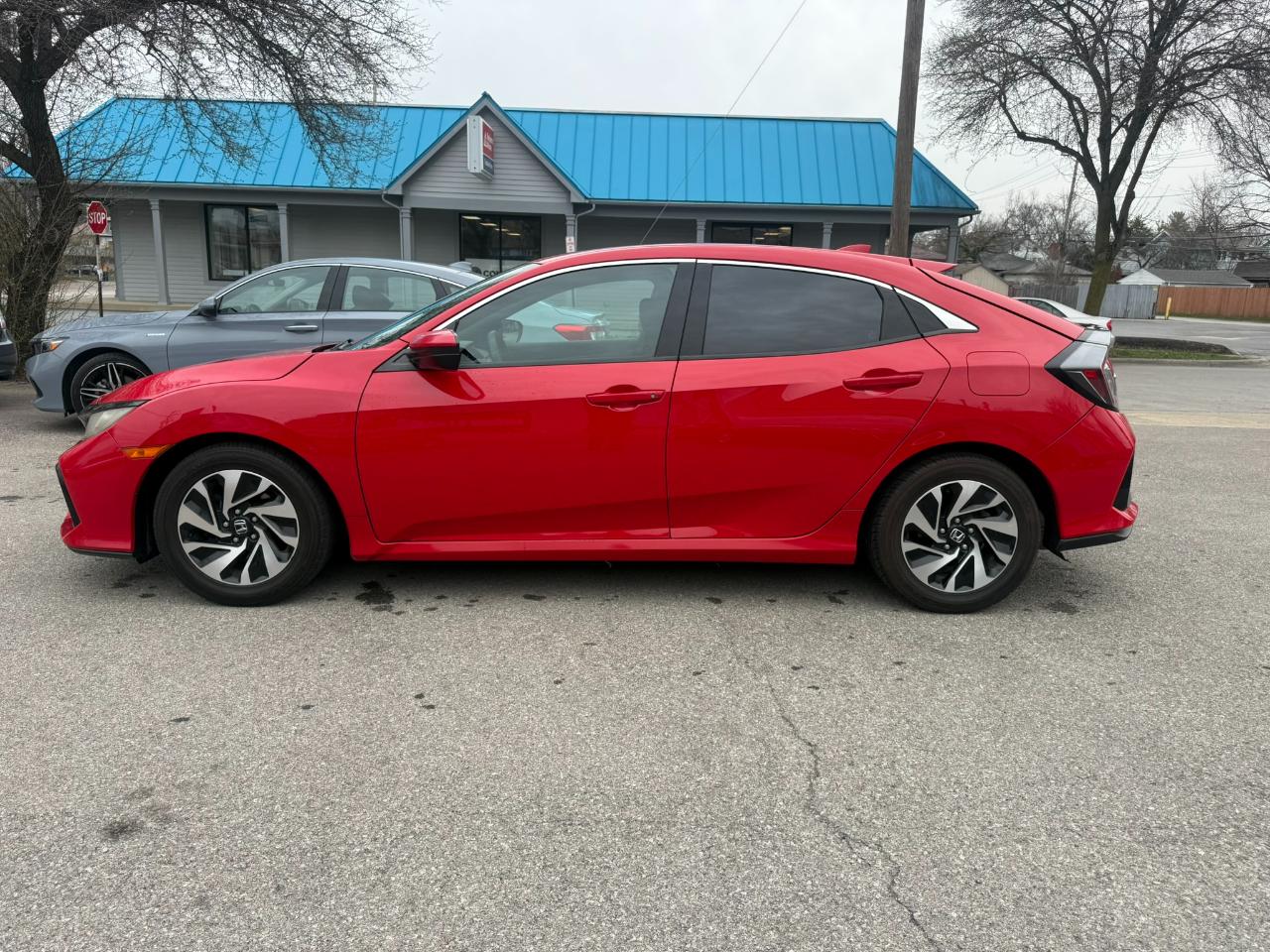 Honda Civic LX Hatchback 2017