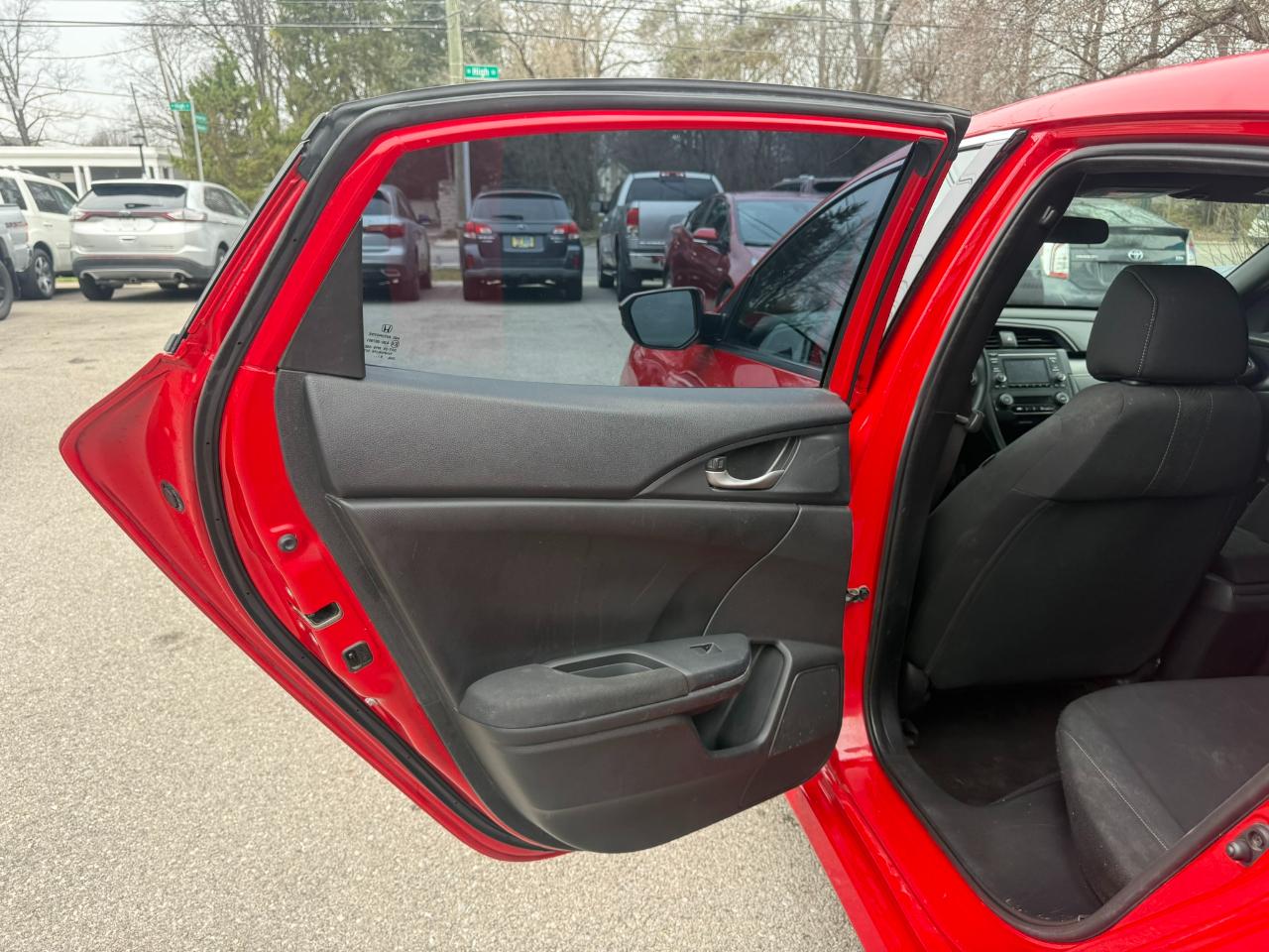 Honda Civic LX Hatchback 2017