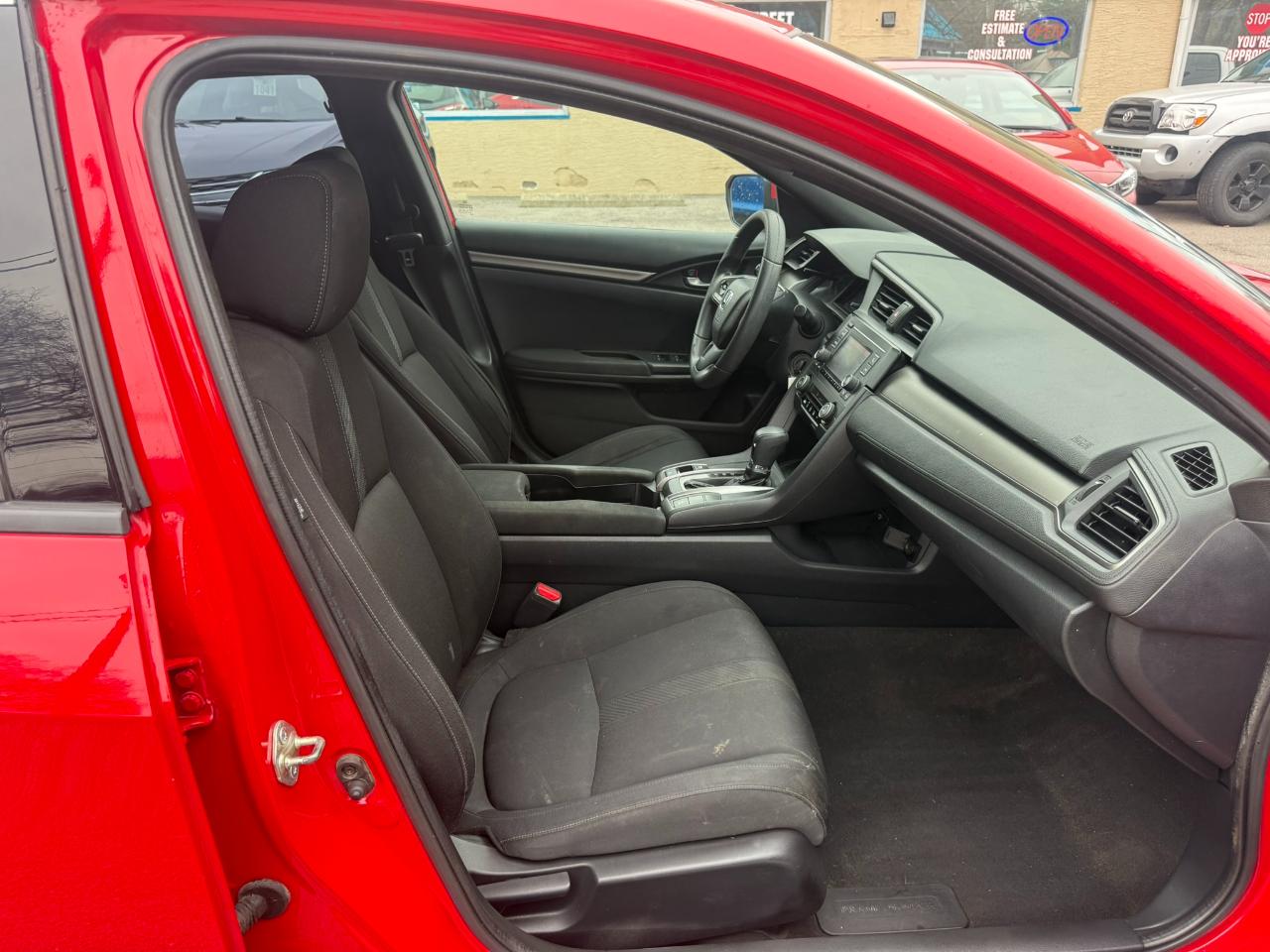 Honda Civic LX Hatchback 2017