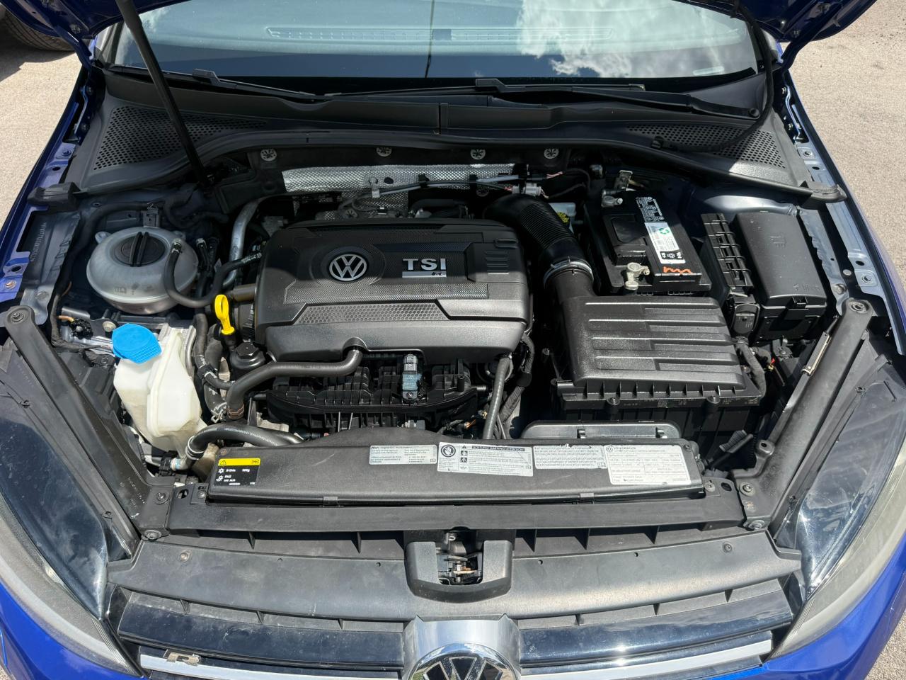 Volkswagen Golf R DCS and Navigation 6A 2017
