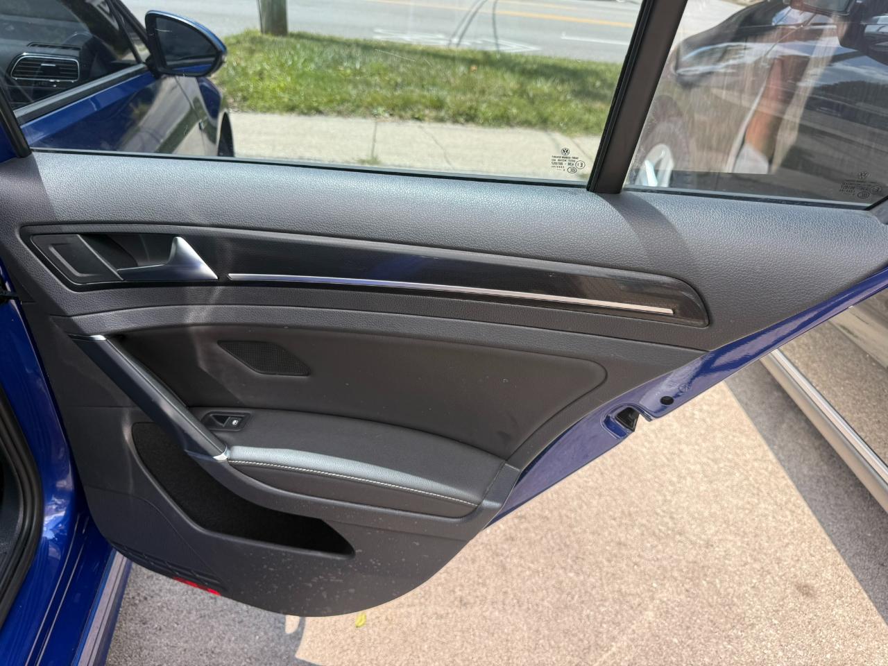 Volkswagen Golf R DCS and Navigation 6A 2017