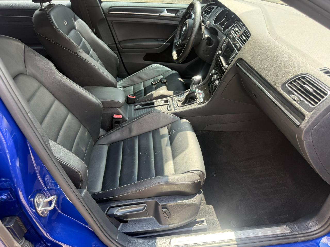 Volkswagen Golf R DCS and Navigation 6A 2017