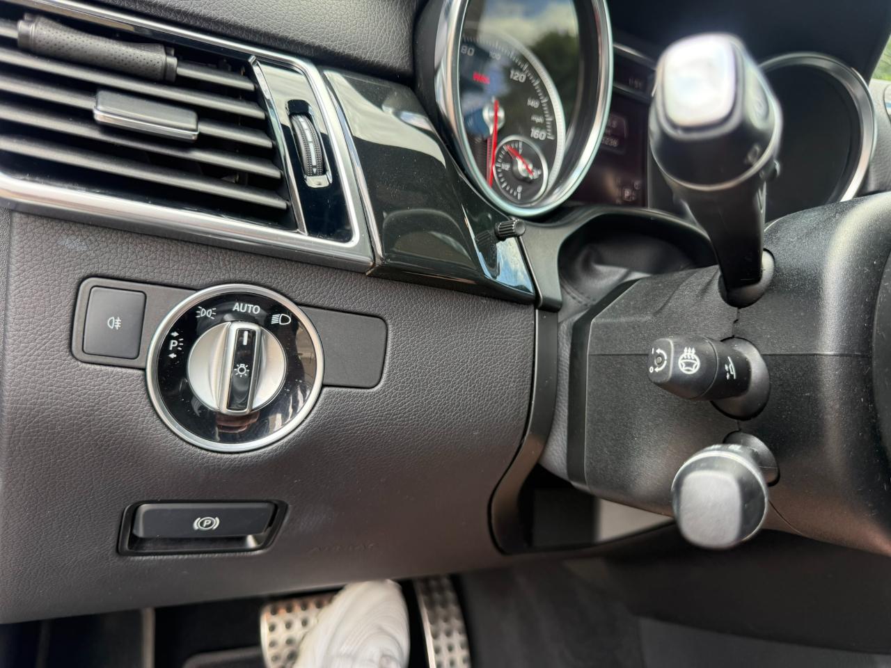 Volkswagen Golf R DCS and Navigation 6A 2017
