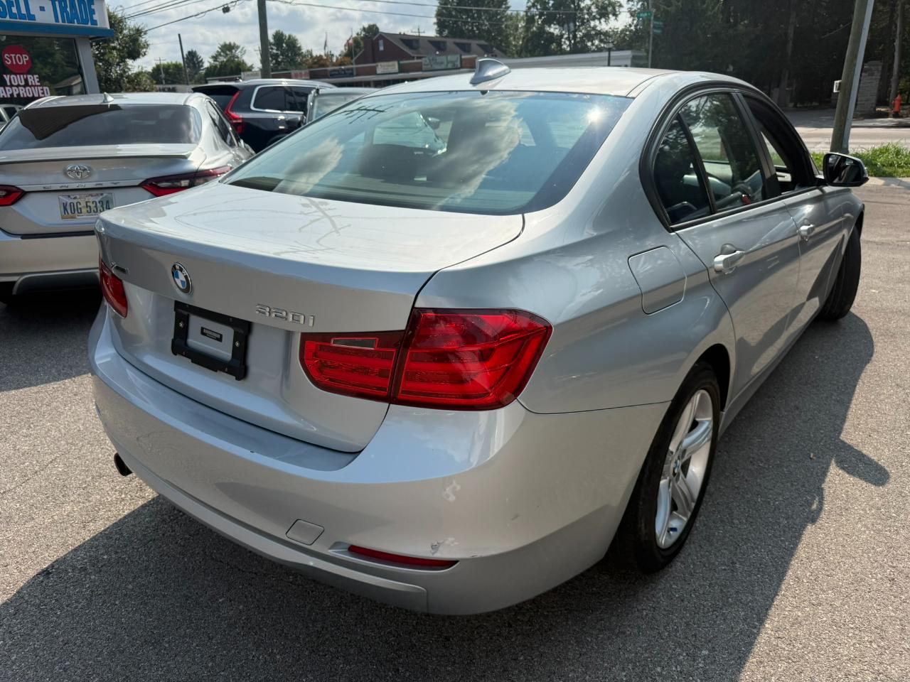 BMW 3-Series 320i xDrive 2014