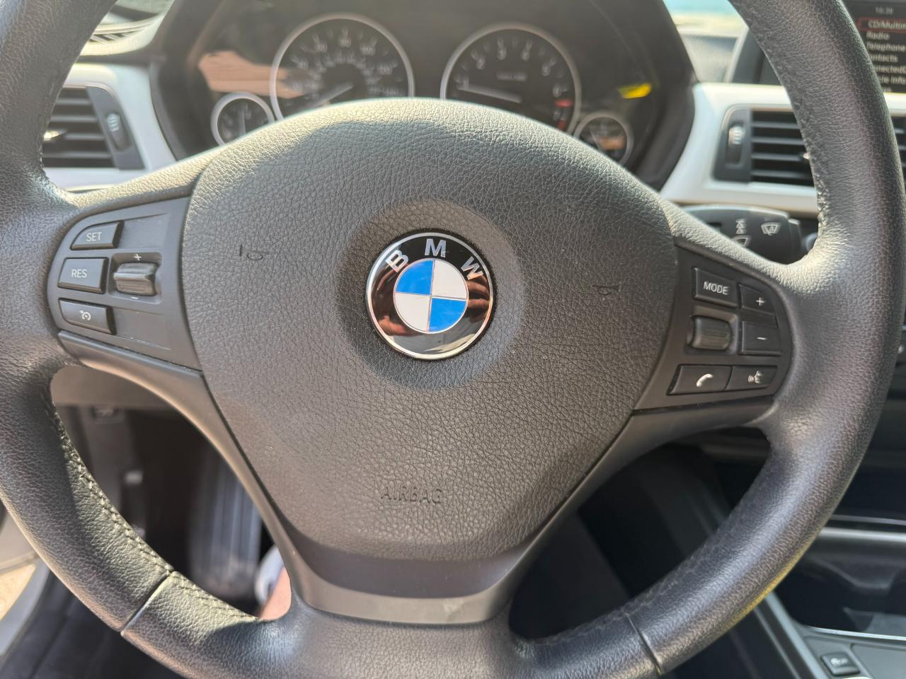 BMW 3-Series 320i xDrive 2014