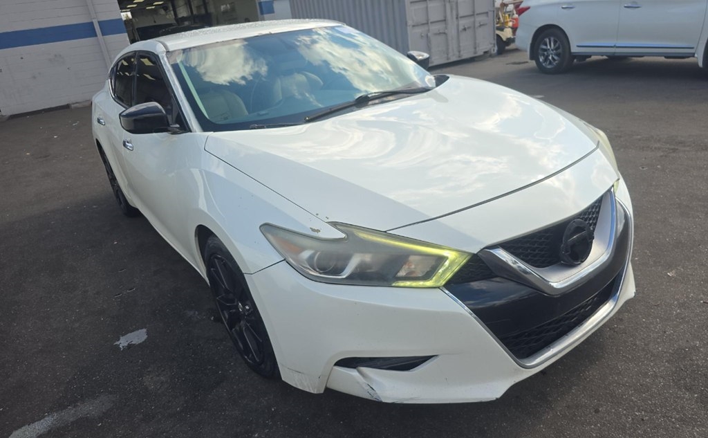 Nissan Maxima  2017