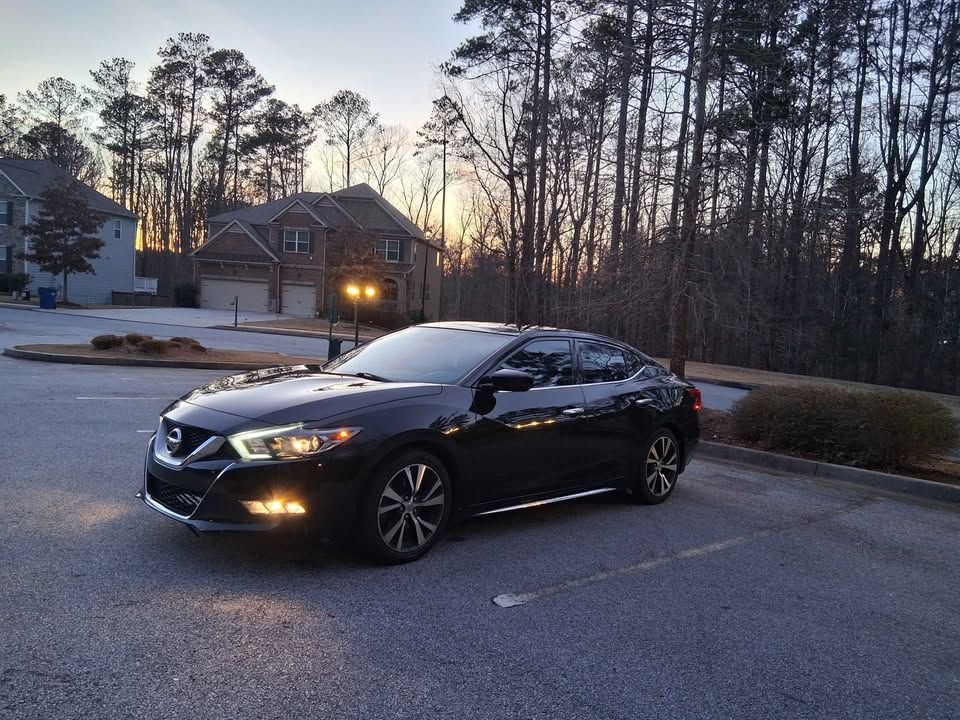 Nissan Maxima  2017