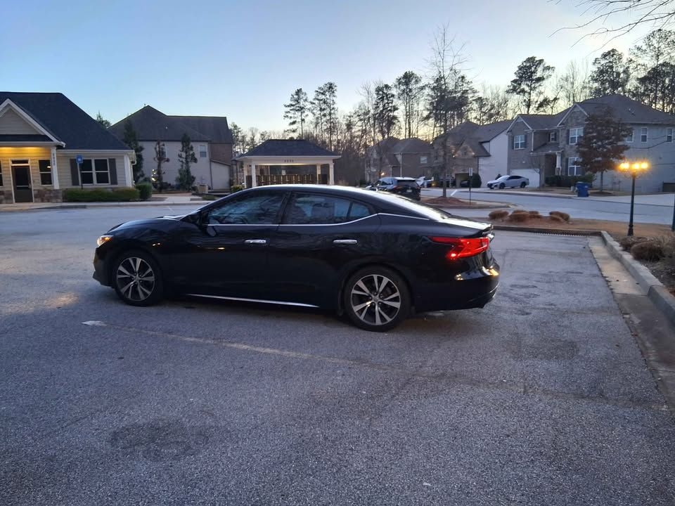 Nissan Maxima  2017