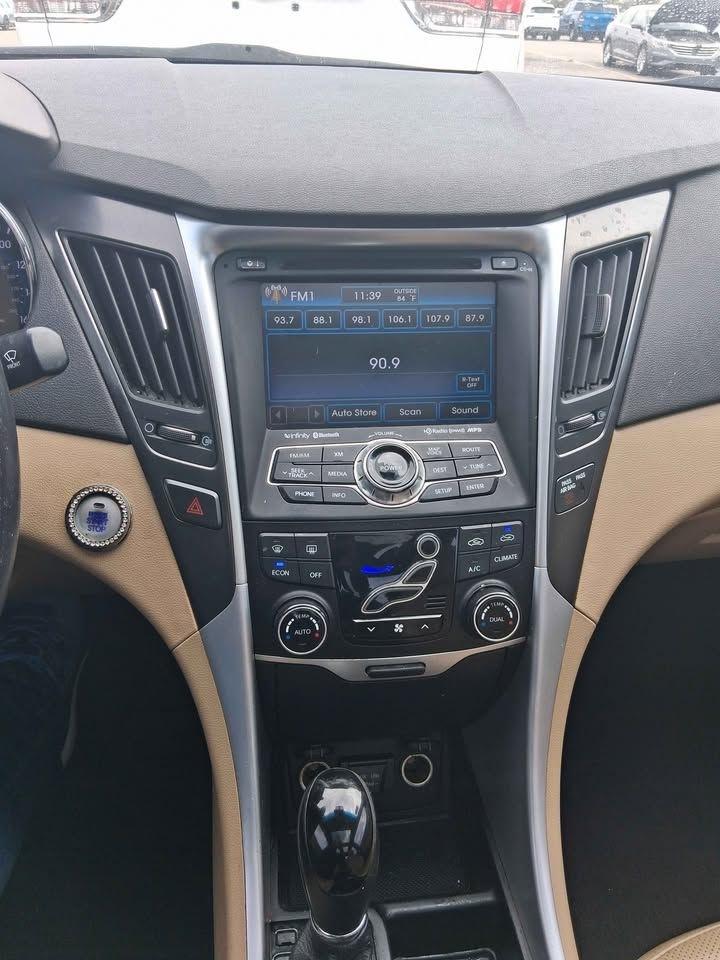 Hyundai Sonata Hybrid  2014