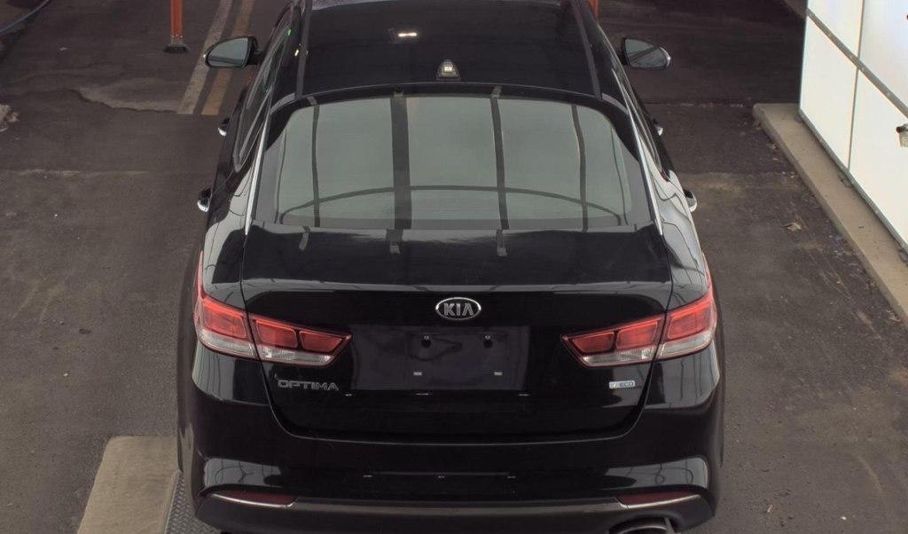 Kia Optima  2017