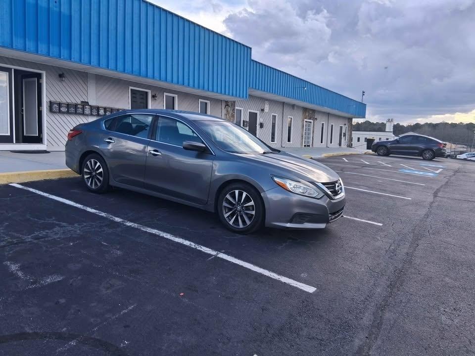 Nissan Altima  2017