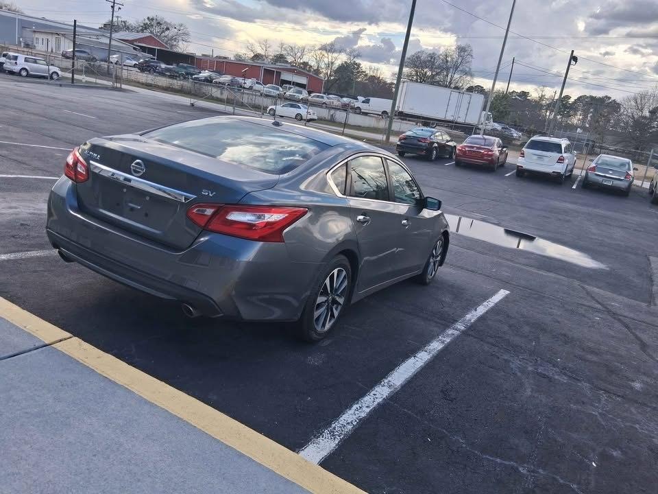 Nissan Altima  2017