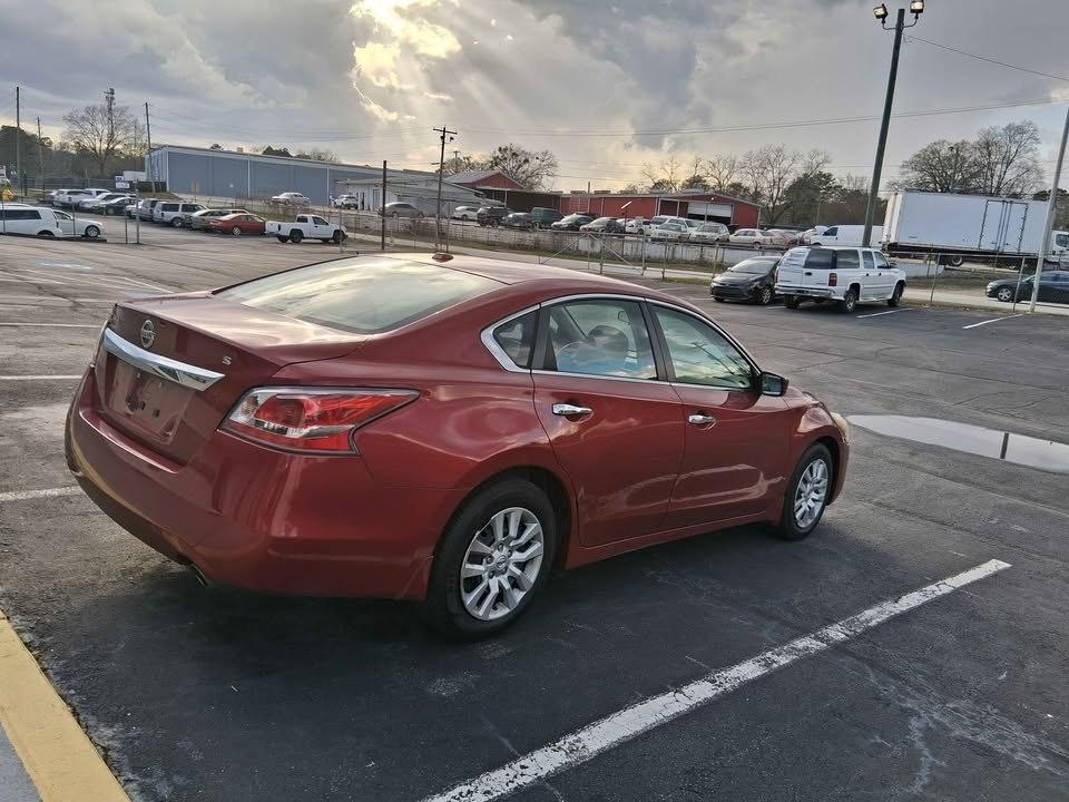 Nissan Altima  2015
