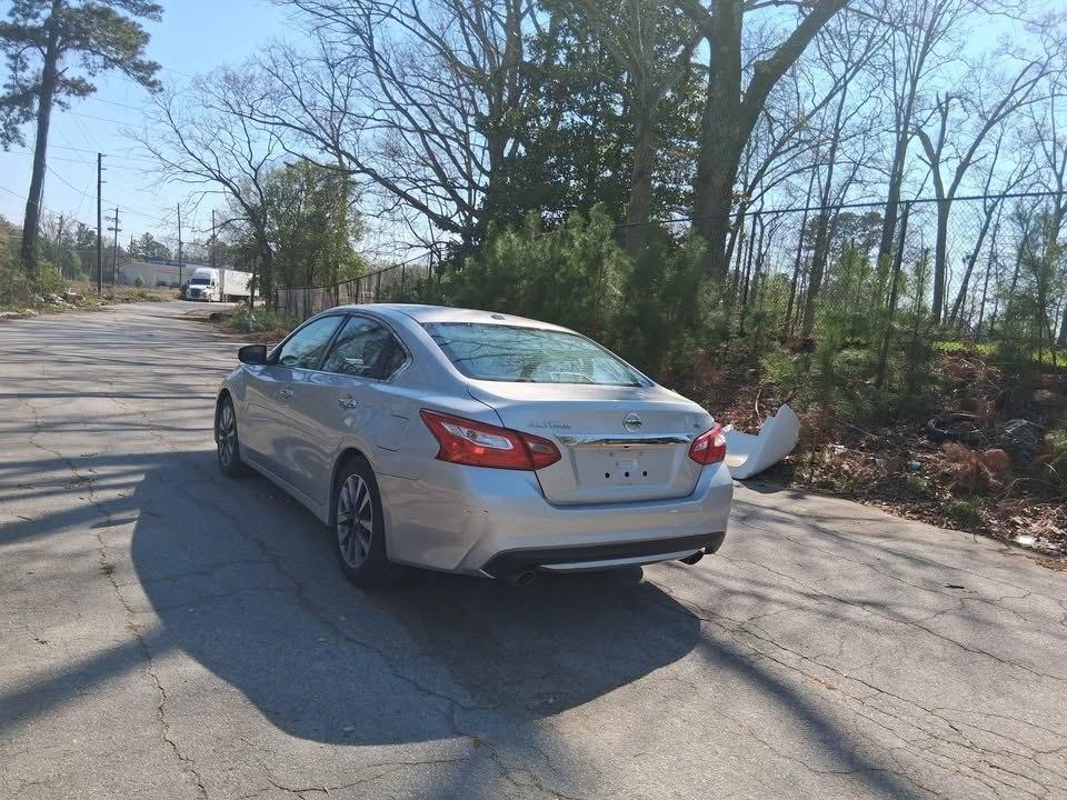 Nissan Altima  2017
