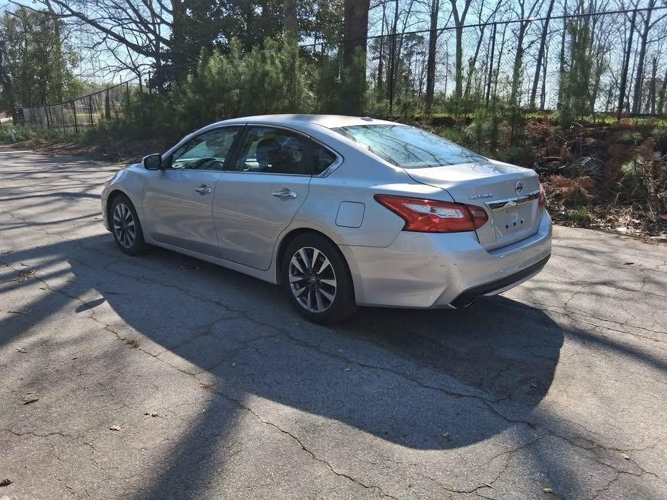 Nissan Altima  2017