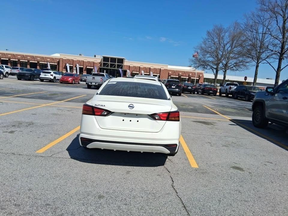 Nissan Altima S 2020